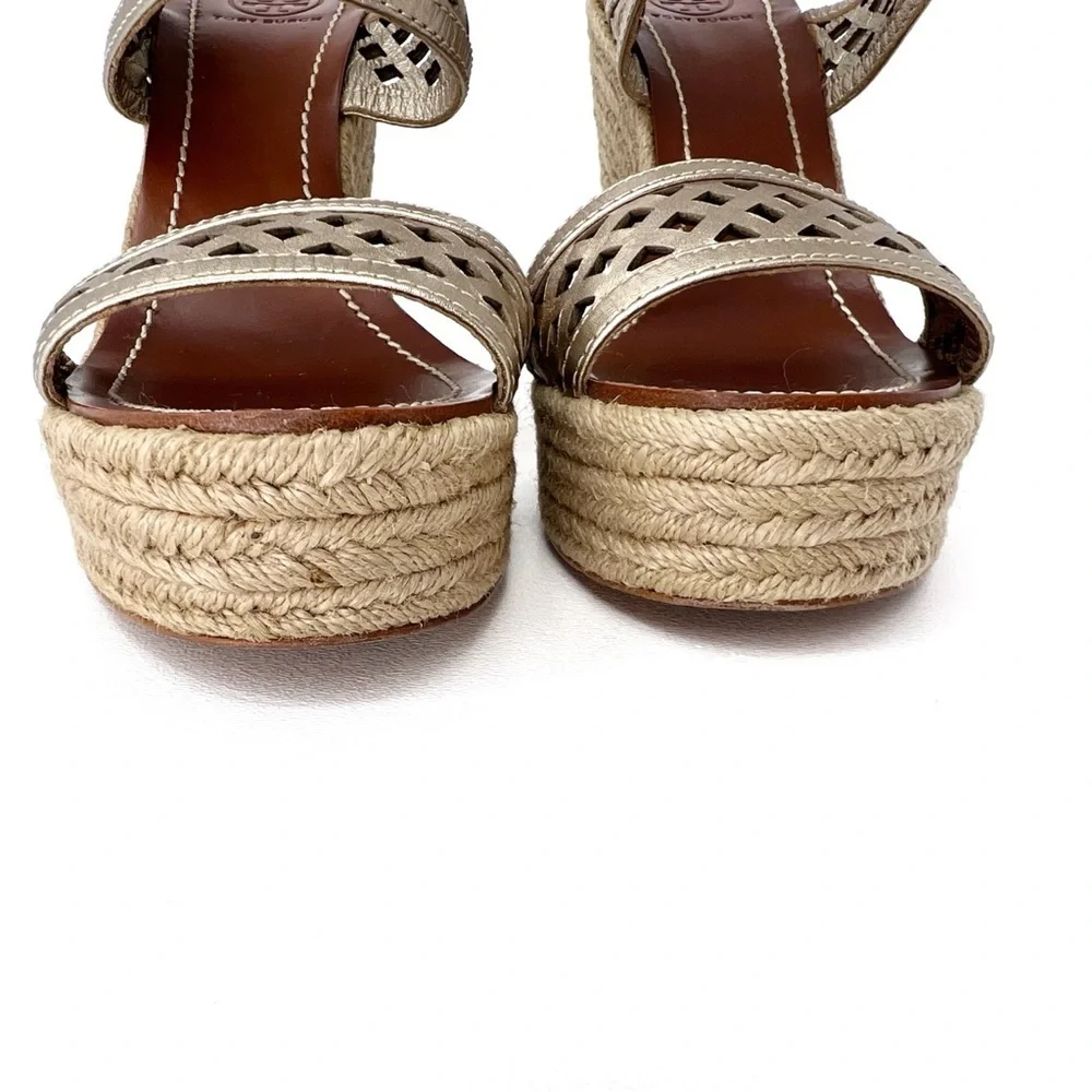 Tory Burch Wedge Espadrille Sandals Size 8 Platinum Metallic Leather Heels Shoes